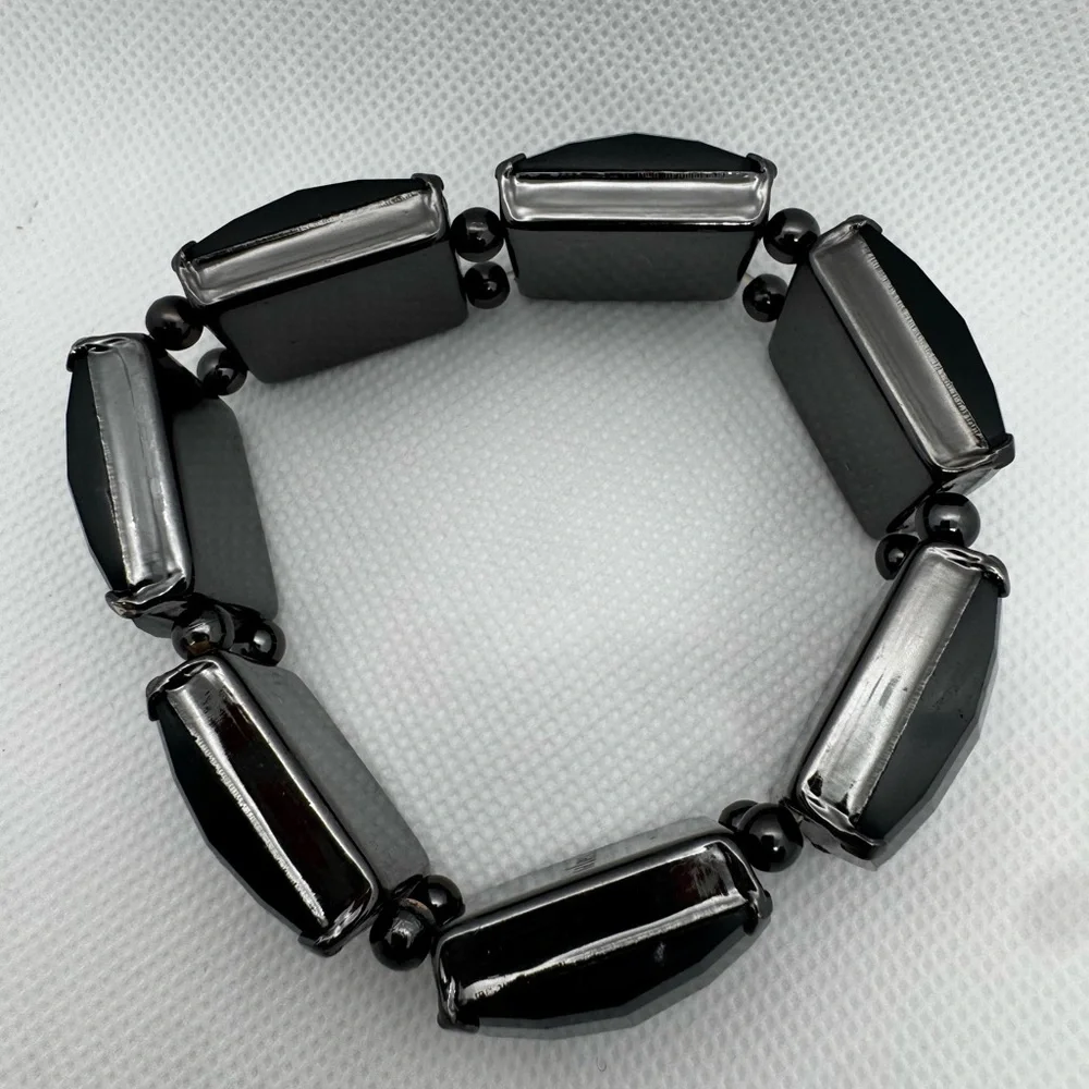 Vintage Signed Joan Rivers Blue Acrylic Gunmetal‎ Stretchy Bracelet